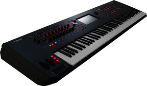 搭載音源を卓越した表現へと導くMotion Control機能など、圧倒的なポテンシャルを持つヤマハ最新フラグシップ・シンセサイザー。各種セットもご用意！