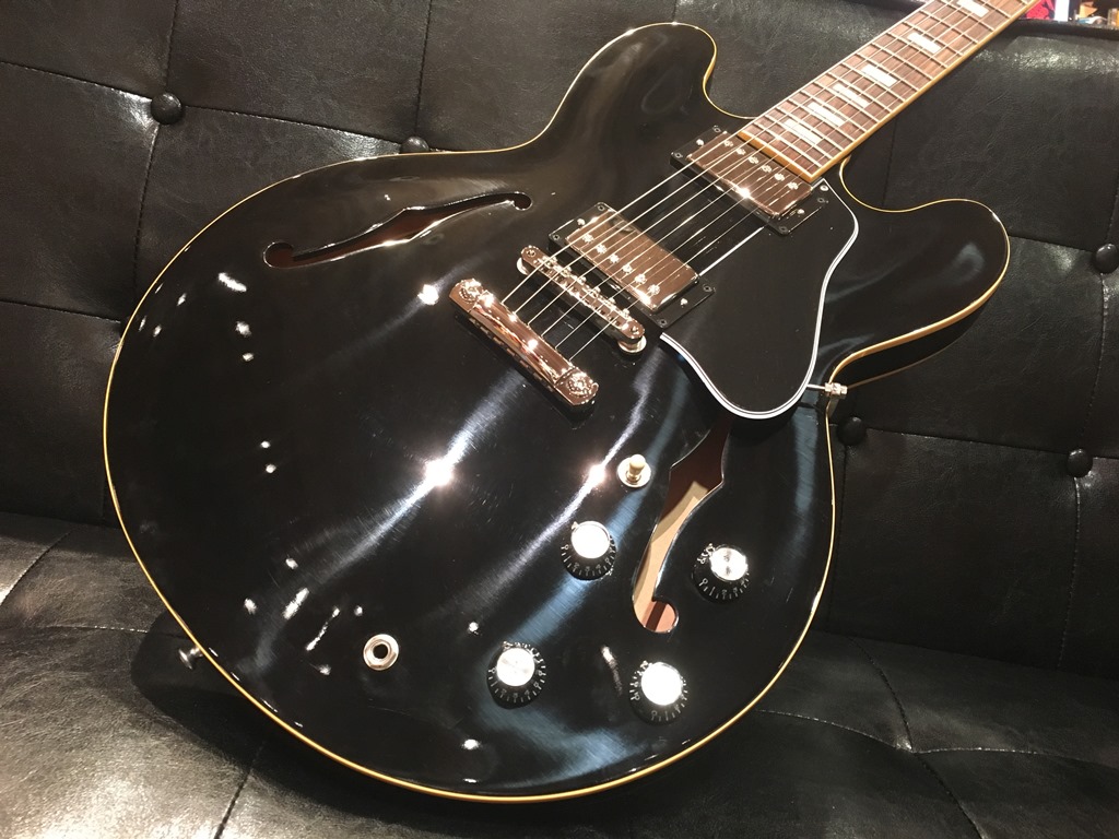 黒く輝いたクールなギター Es 335 石橋楽器 心斎橋店 ブログ