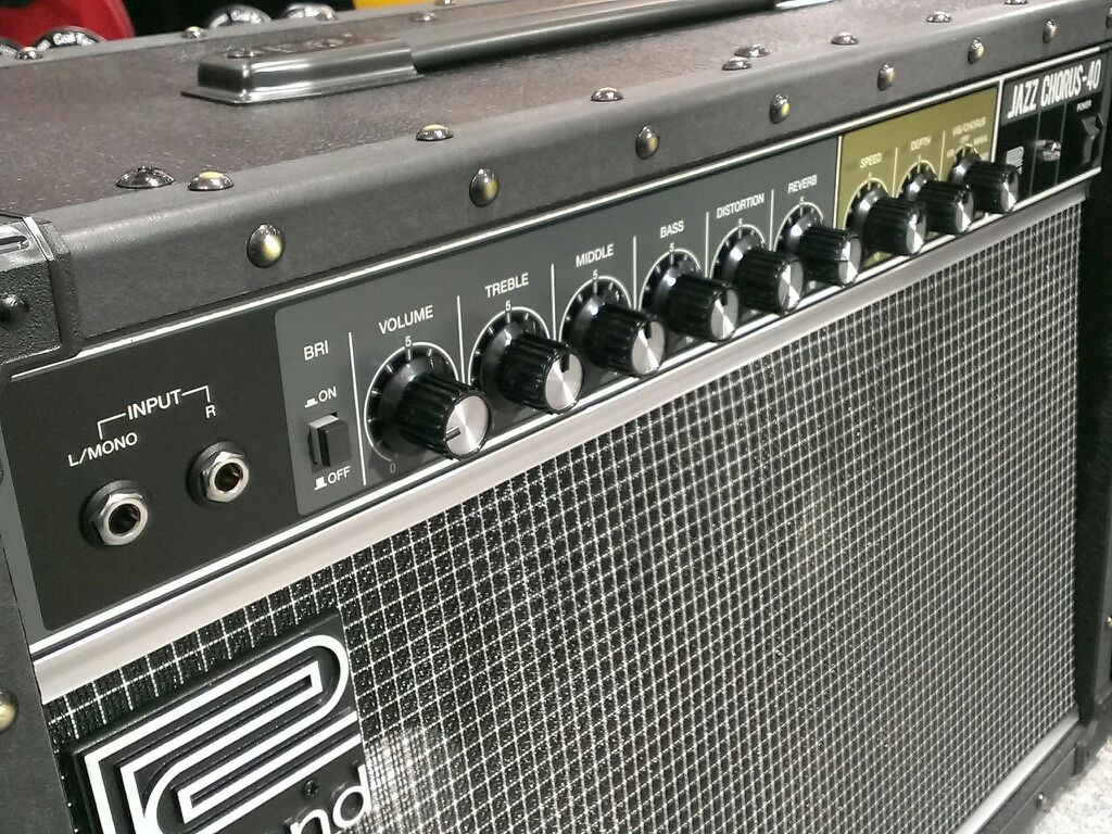 Roland JC-40 試奏頂けます♪♪♪ | イシバシ楽器スタッフブログ