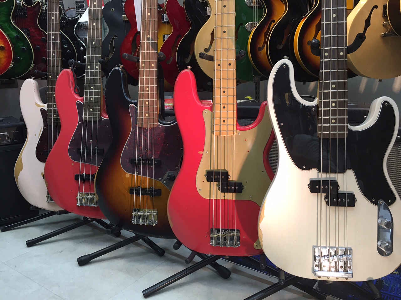 Fender】メキシコ産のかっちょええベース入荷!!!【MEX