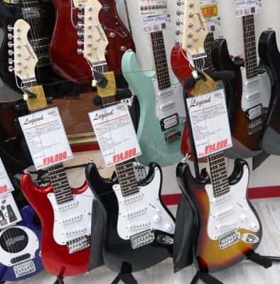 新宿店にミニエレキギターが集結！！※動画有り | イシバシ楽器スタッフ
