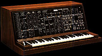 KORG SYNTHESIZER