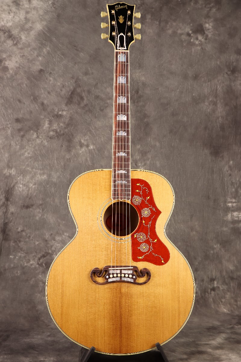 Custom Shop Historic Collection 1957 SJ-200 Antique Natural 良杢！ボディバック＆サイド、ネックバックの美しいフレイムにご注目！ 今ならイシバシだけの豪華特典付き！