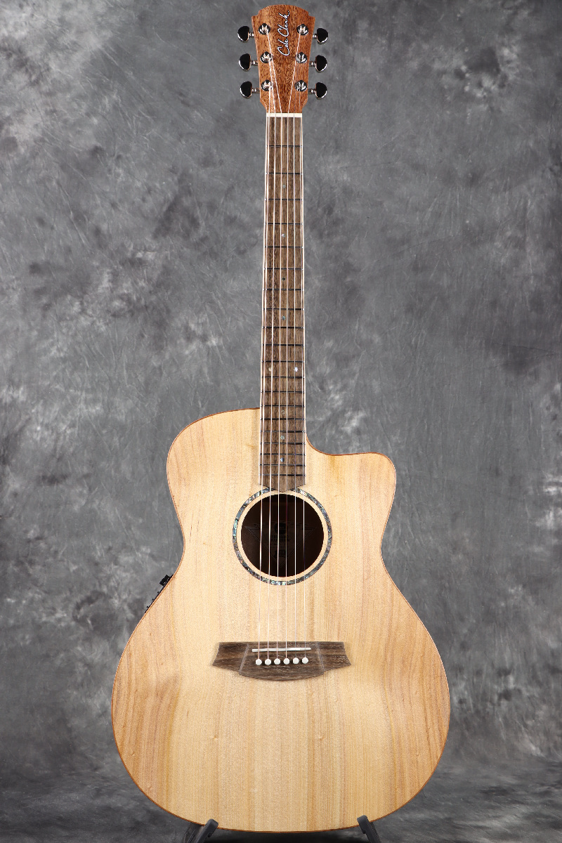 Studio Series CCSAN1EC-BM Bunya/Queensland Maple Cole Clarkの新しいエントリーグレードとして登場したStudioシリーズ！ 1本限りのB級アウトレット！