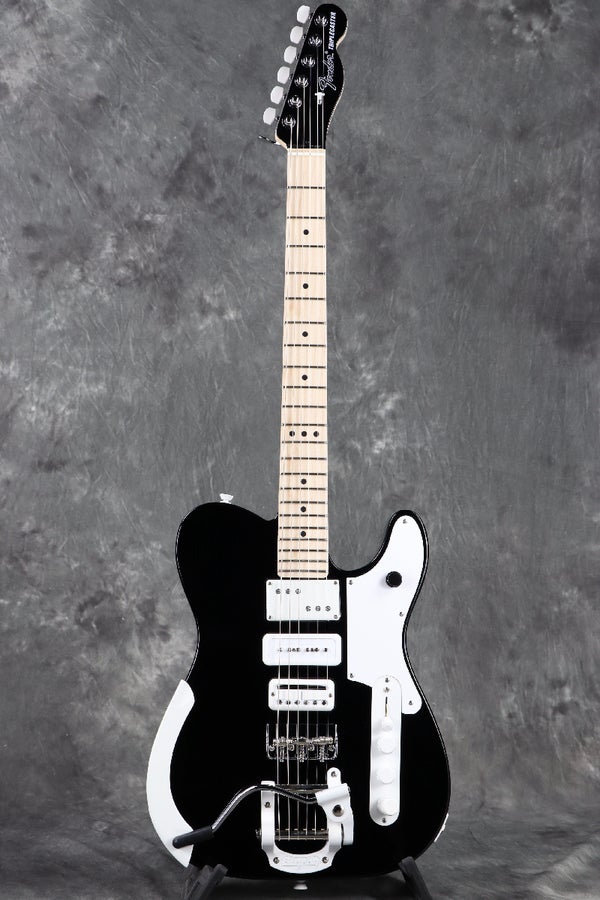 Jack White Triplecaster Maple Fingerboard Black ユーザーの感性を刺激するユニークな仕様！ 超個性的！ジャック・ホワイト”Triplecaster”