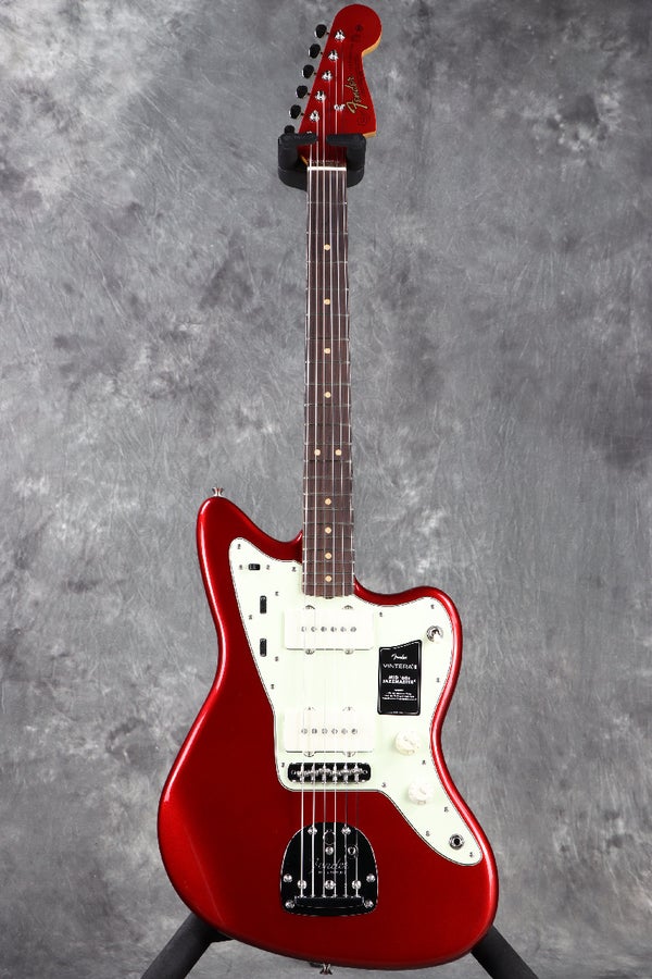 Vintera III Mid '60s Jazzmaster Candy Apple Red 定番のキャンディーカラーを採用したジャズマスター！ 話題のFender新製品”Vintera III”シリーズ！