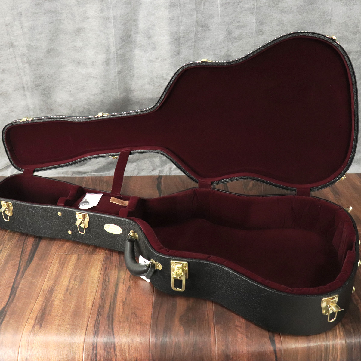Martin / 545 CASE 【訳あり特価品！】 | イシバシ楽器