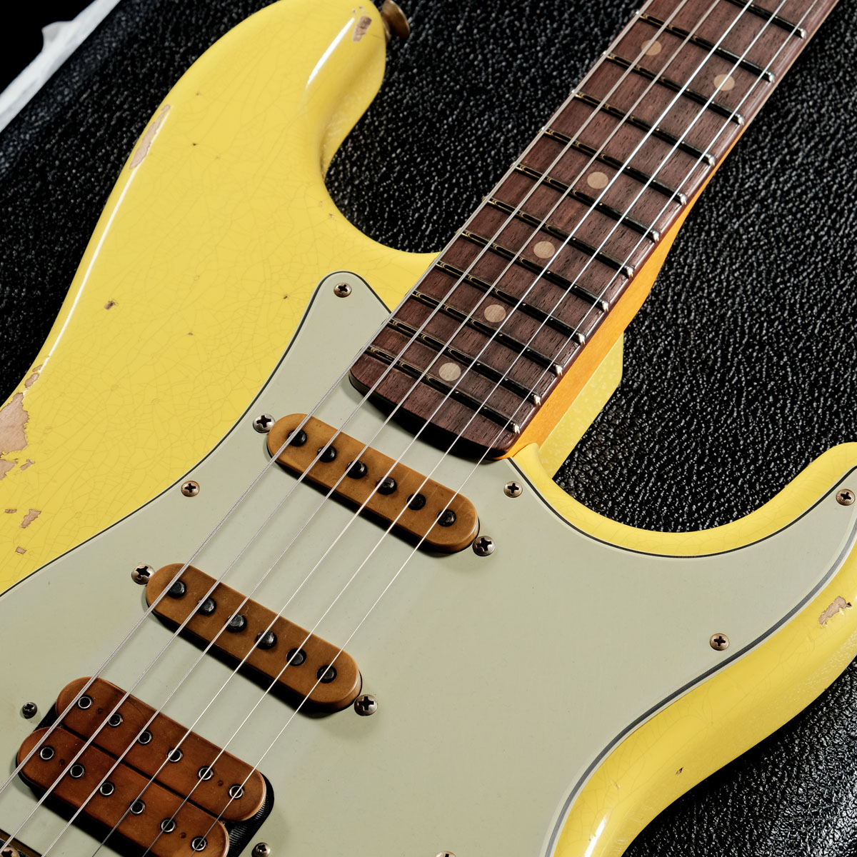 最終価格Fender カスタムショップ　ストラトキャスター　グラフィティイエロー Fender Custom Shop】イシバシオーダー入荷中!!Custom Built