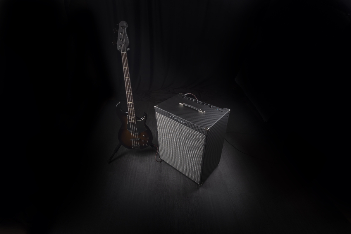Ampeg Rocket Bass Series RB-210 アンペグ《予約注文/納期別途ご案内》 イシバシ楽器