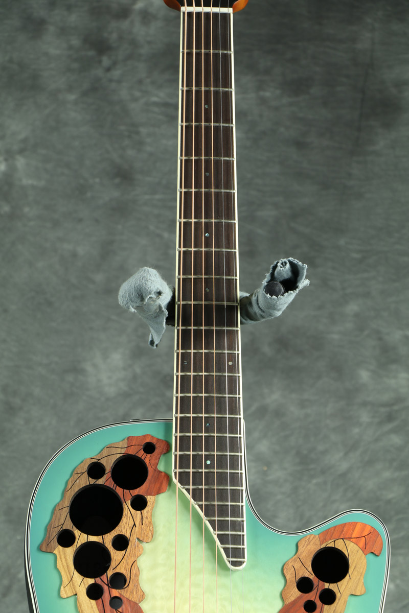 Ovation / Celebrity Elite Exotic CE44X-9B Mid Depth Mint