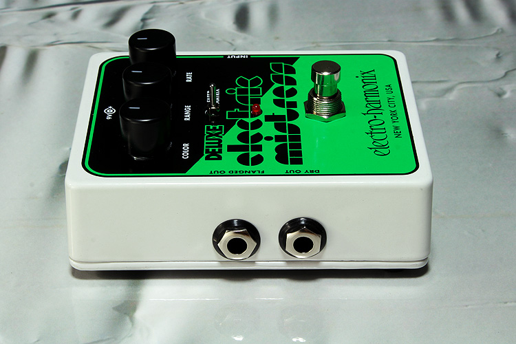 Deluxe Electric Mistress XO フランジャー Electro Harmonix Deluxe Electric Mistress - YouTube