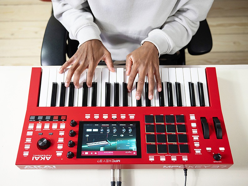 Akai Professional / MPC Key 37 37鍵盤 STANDALONE MPC