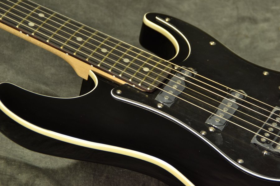 Fender / Japan Exclusive Aerodyne Stratocaster Medium Scale Fender / Japan Exclusive Aerodyne Stratocaster Medium Scale