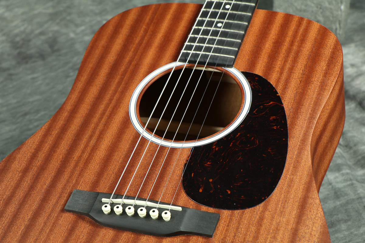 ◆MARTIN DJR-10-01◆アコースティックギター◆ オール単板サペリ Martin / DJR-10-01 Dreadnought Junior【オール単板サペリBody
