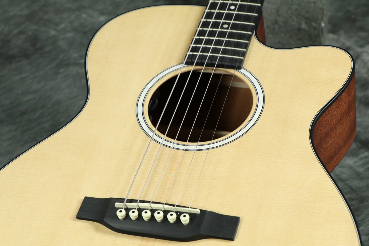 Martin マーティン 000CJR-10E ベアクロートップ ネック