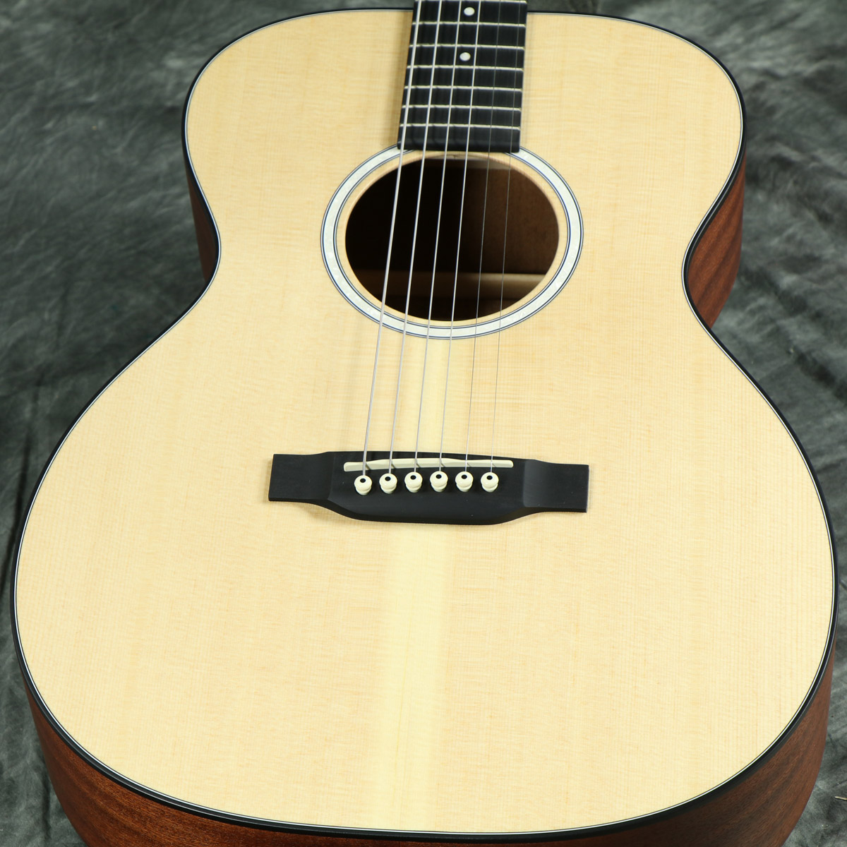 美品 MARTIN  000Jr-10 junior マーチン アコースティック