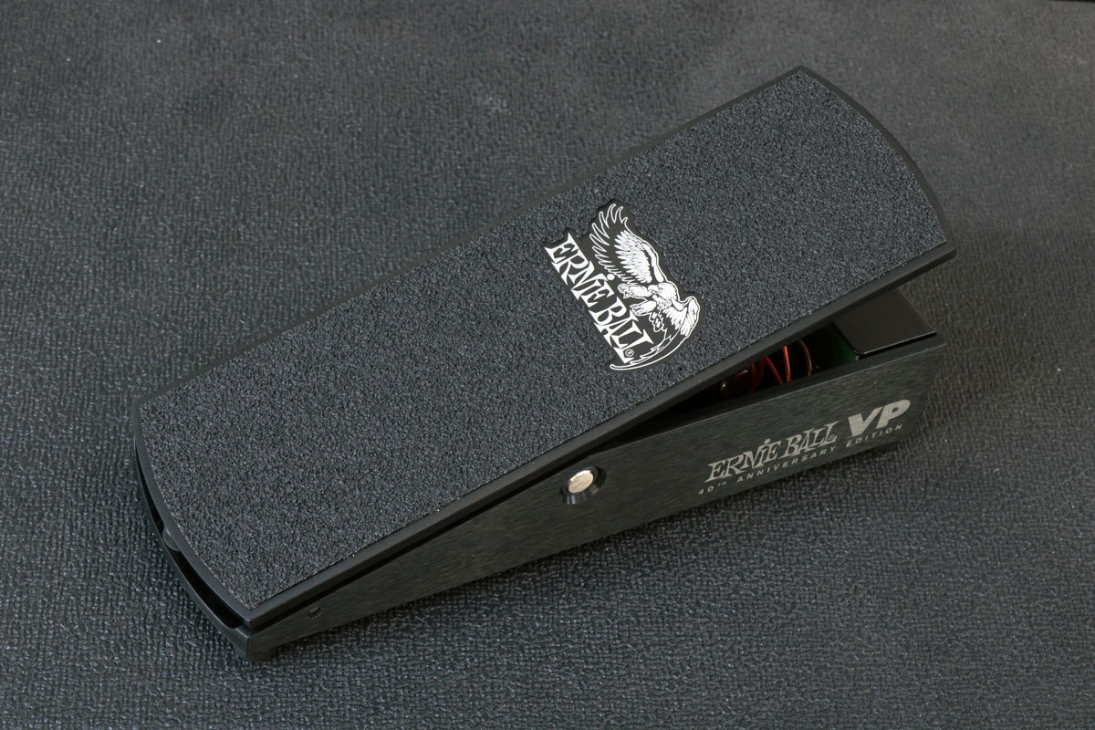 ボリュームペダル ERNIE BALL Amazon | 【正規品】 ERNIE BALL 6110 ボリュームペダル 40TH