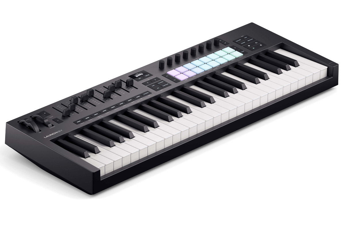 希少 Novation XStation 49 バーチャル アナログシンセ