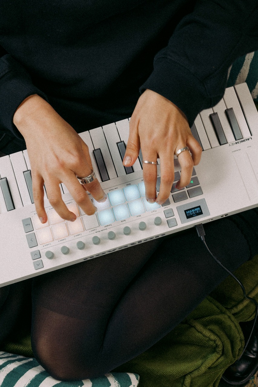 Launchkey Mini 37 美品 ソフト未使用 Launchkey Mini 37 美品 ソフト未使用 Launchkey Mini 37 美品