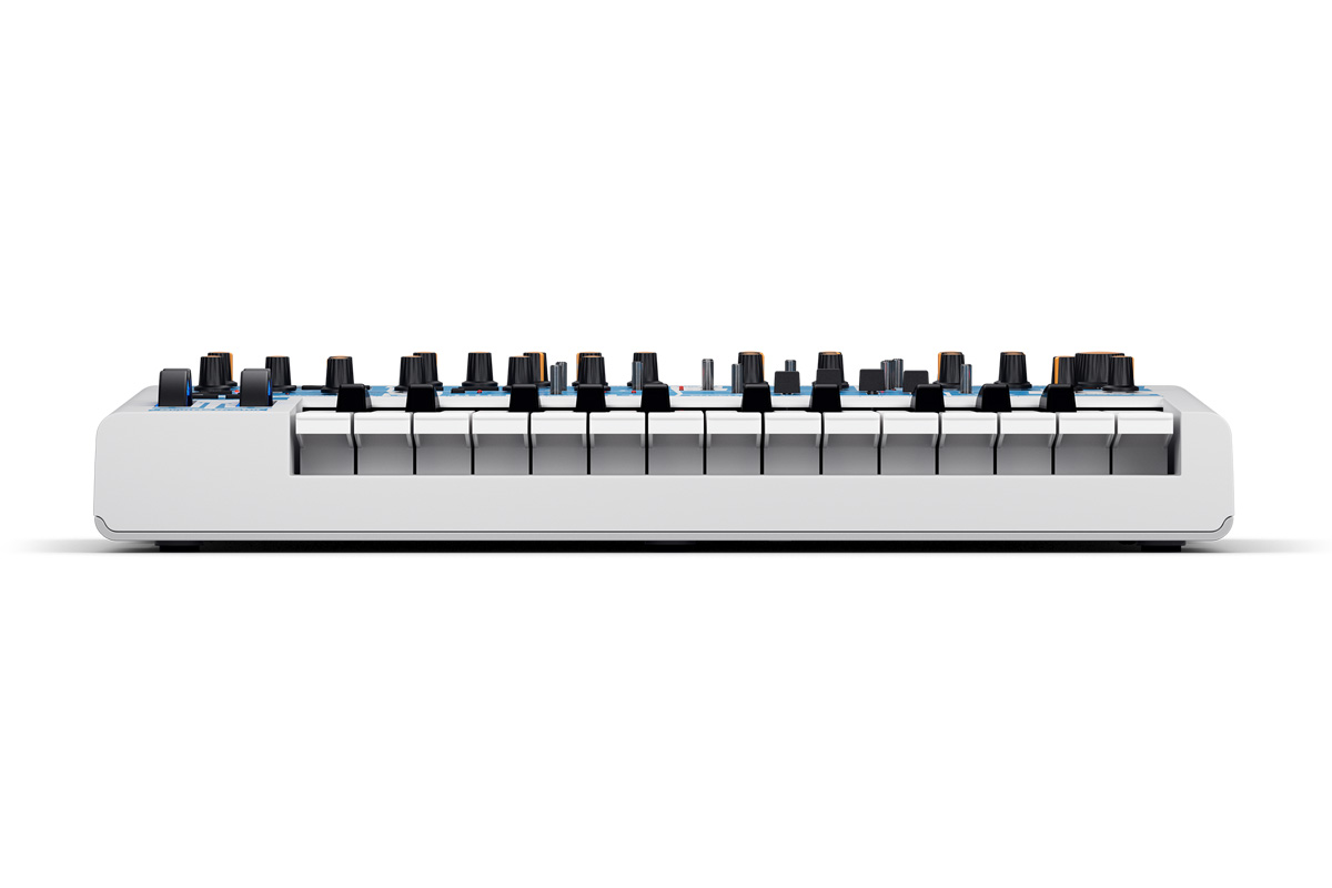 Novation ノベーション / Bass Station II Swifty Edition パラ
