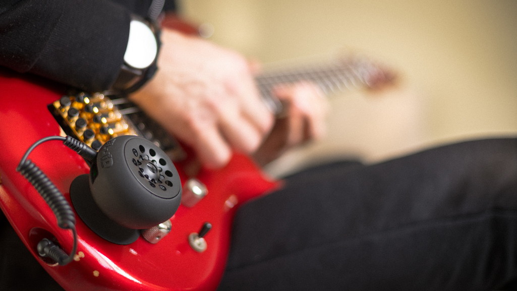Fluid Audio / Strum Buddy ポータブルギターアンプ | イシバシ楽器