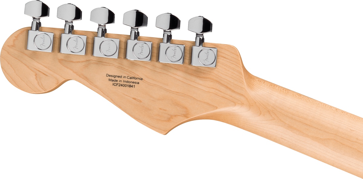 Fender / Standard Stratocaster Laurel Fingerboard White