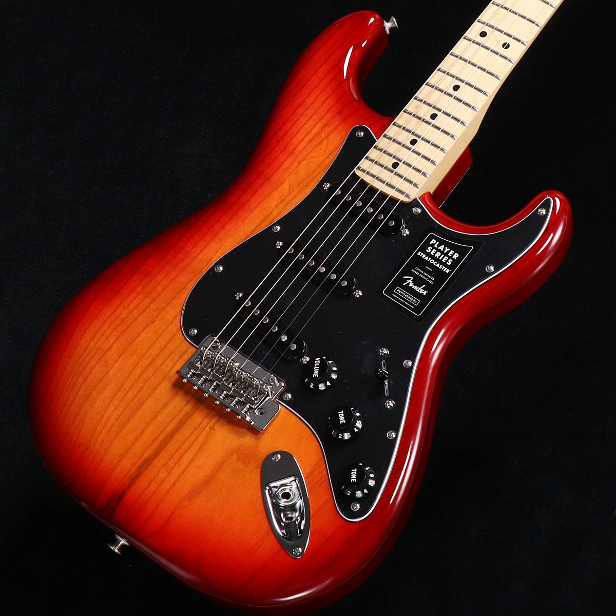 Fender / Limited Edition Player Stratocaster Ash Aged Cherry Burst