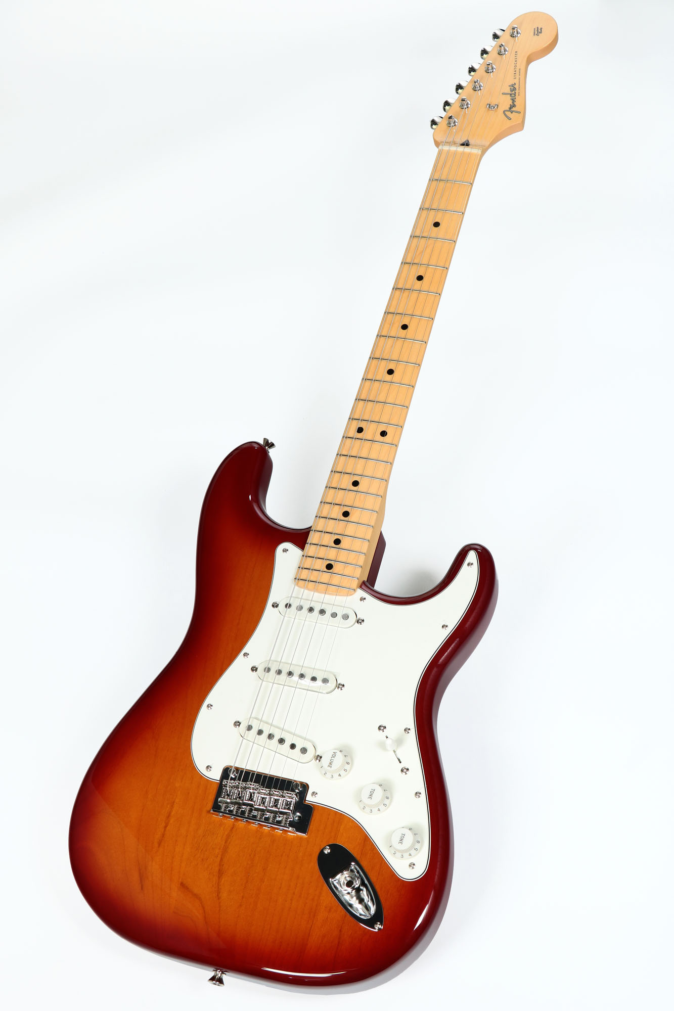 週末セール分解整備済みFender homage ストラトタイプ ワインバースト 週末セール分解整備済みFender homage ストラトタイプ ワイン