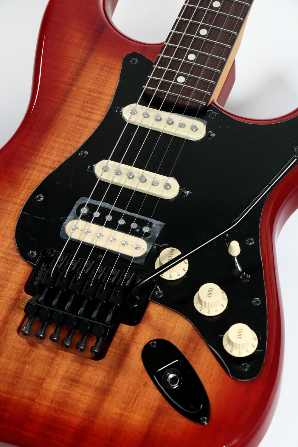 Fender / ISHIBASHI FSR MIJ Hybrid II Stratocaster HSS Koa