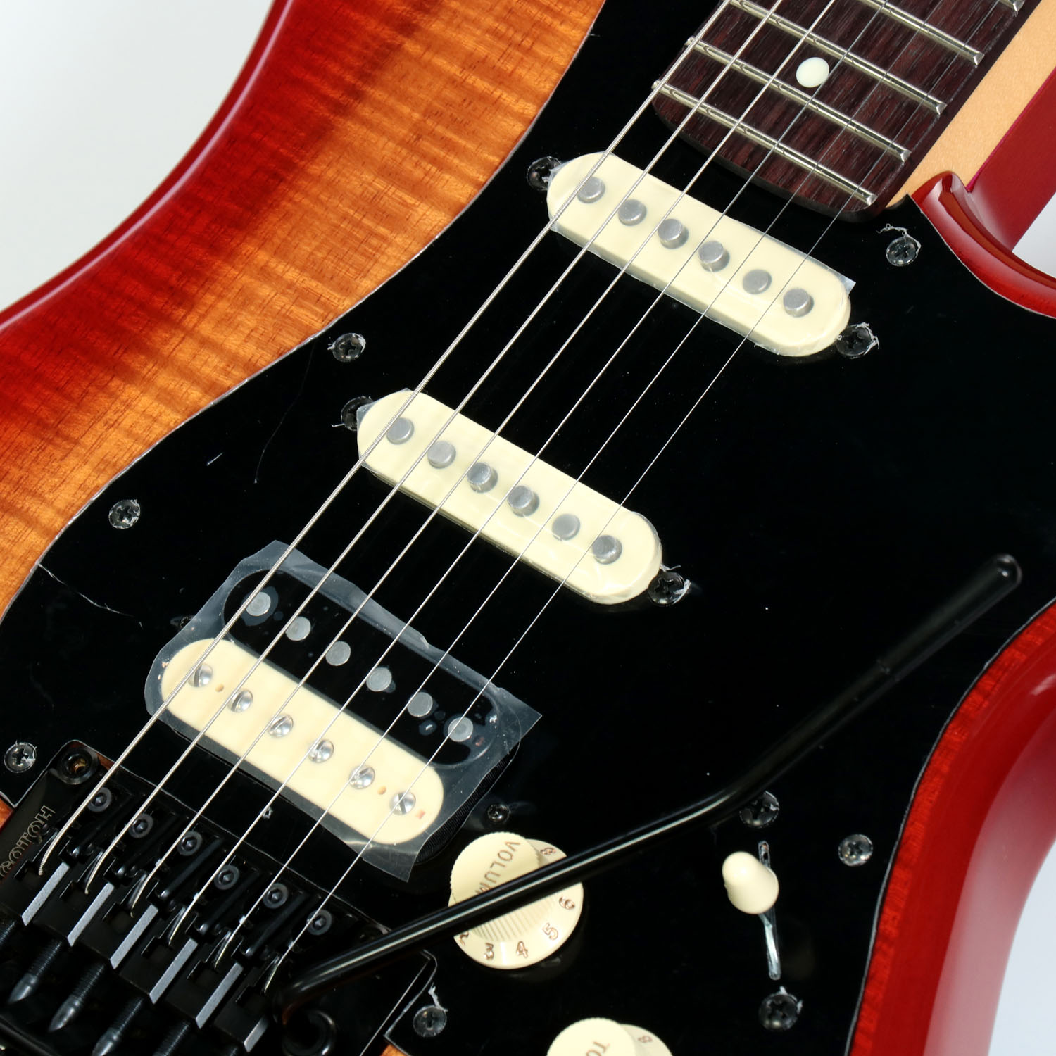Fender / ISHIBASHI FSR MIJ Hybrid II Stratocaster HSS Koa