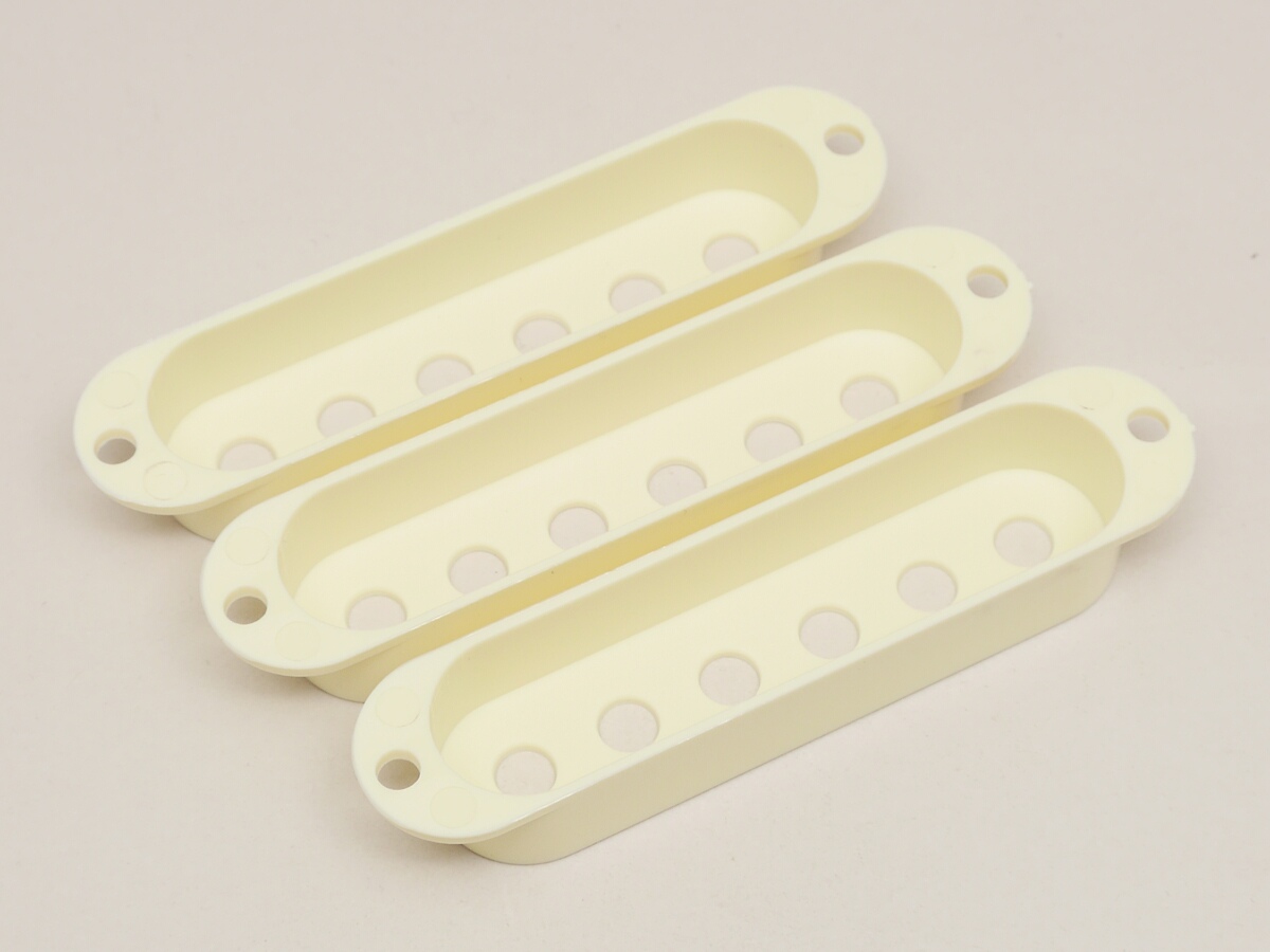 Fender / Pure Vintage '60s Stratocaster Accessory Kit 099