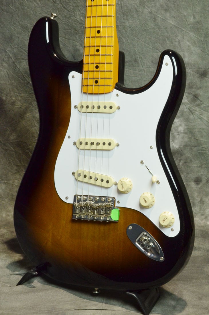 Fender / The Classic Series '50s Stratocaster Lacquer 2 Fender / The Classic Series '50s Stratocaster Lacquer 2