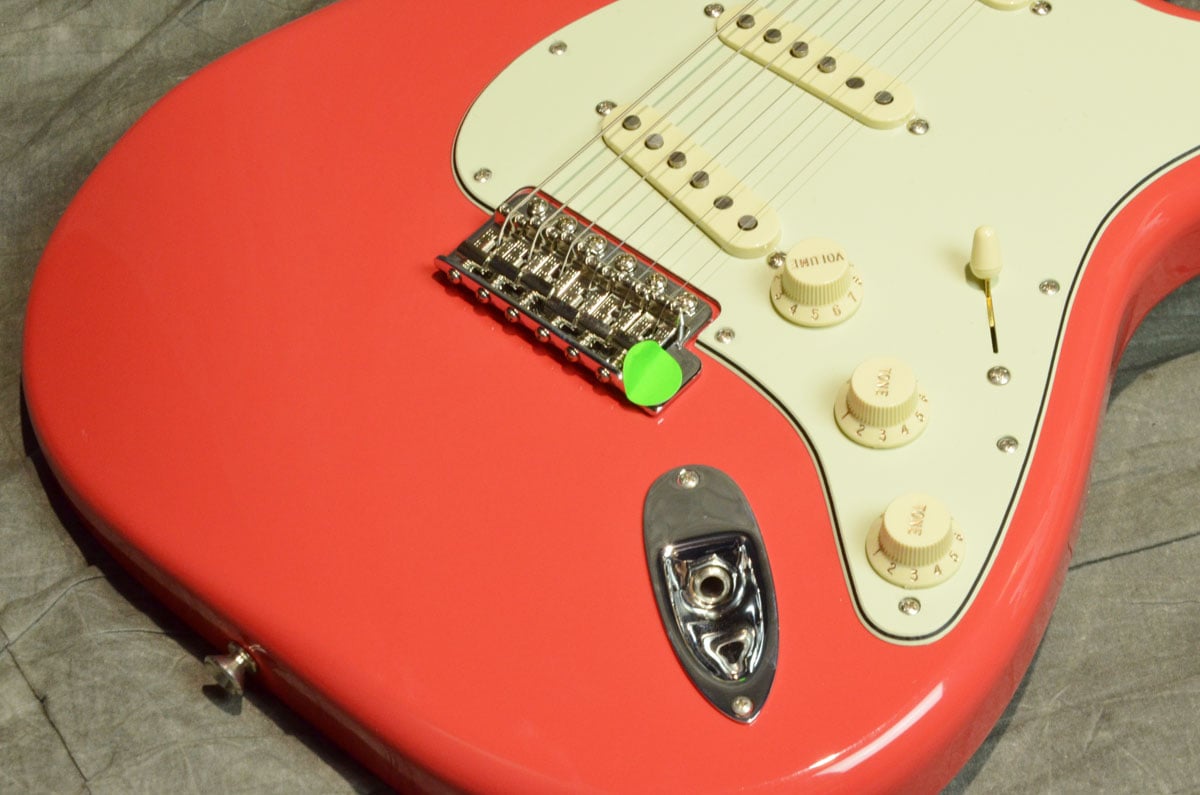 Fender / Classic 60s Stratocaster Lacquer Fiesta Red Pau