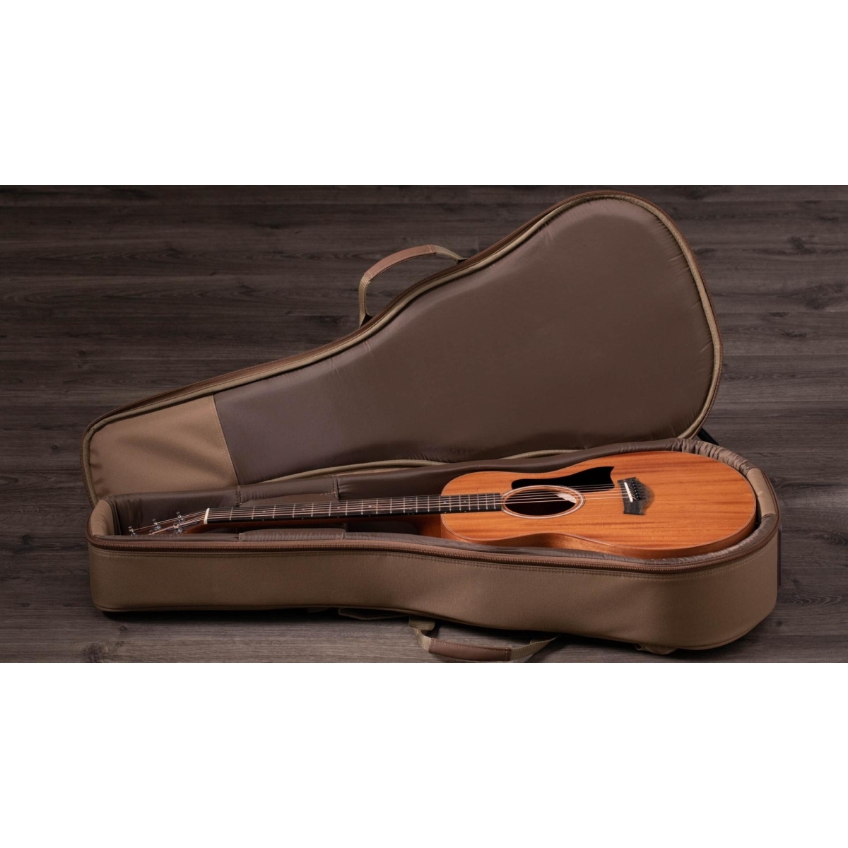 Taylor / GS Mini-e Mahogany [チューナー内蔵3バンドEQ