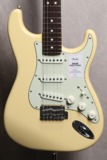Fender / MIJ Junior Collection Stratocaster Rosewood Fingerboard Satin Vintage WhiteS/N:JD23009598ۡڲŹ