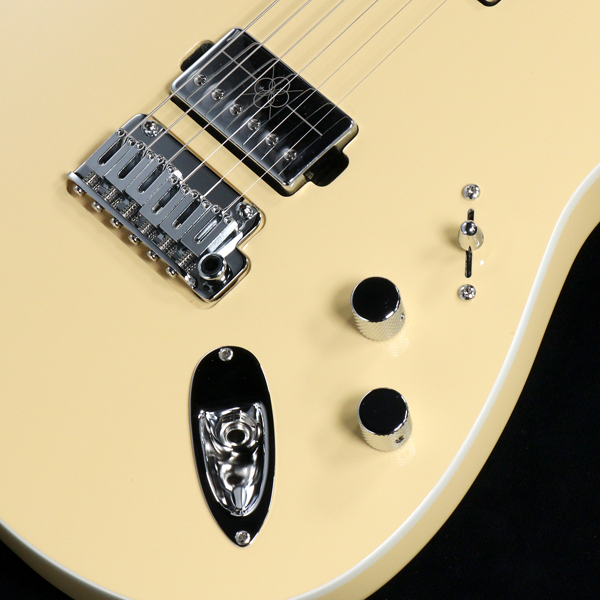 Fender / Mami Stratocaster Omochi Vintage White【S/N