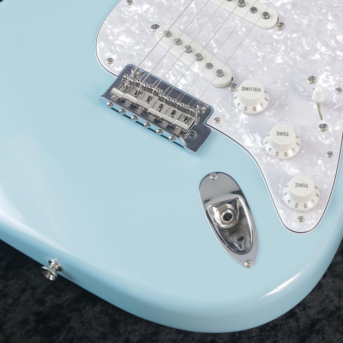 Fender Japan ストラトキャスター Daphne Blue Fender Japan ストラトキャスター Daphne Blue Fender Made in