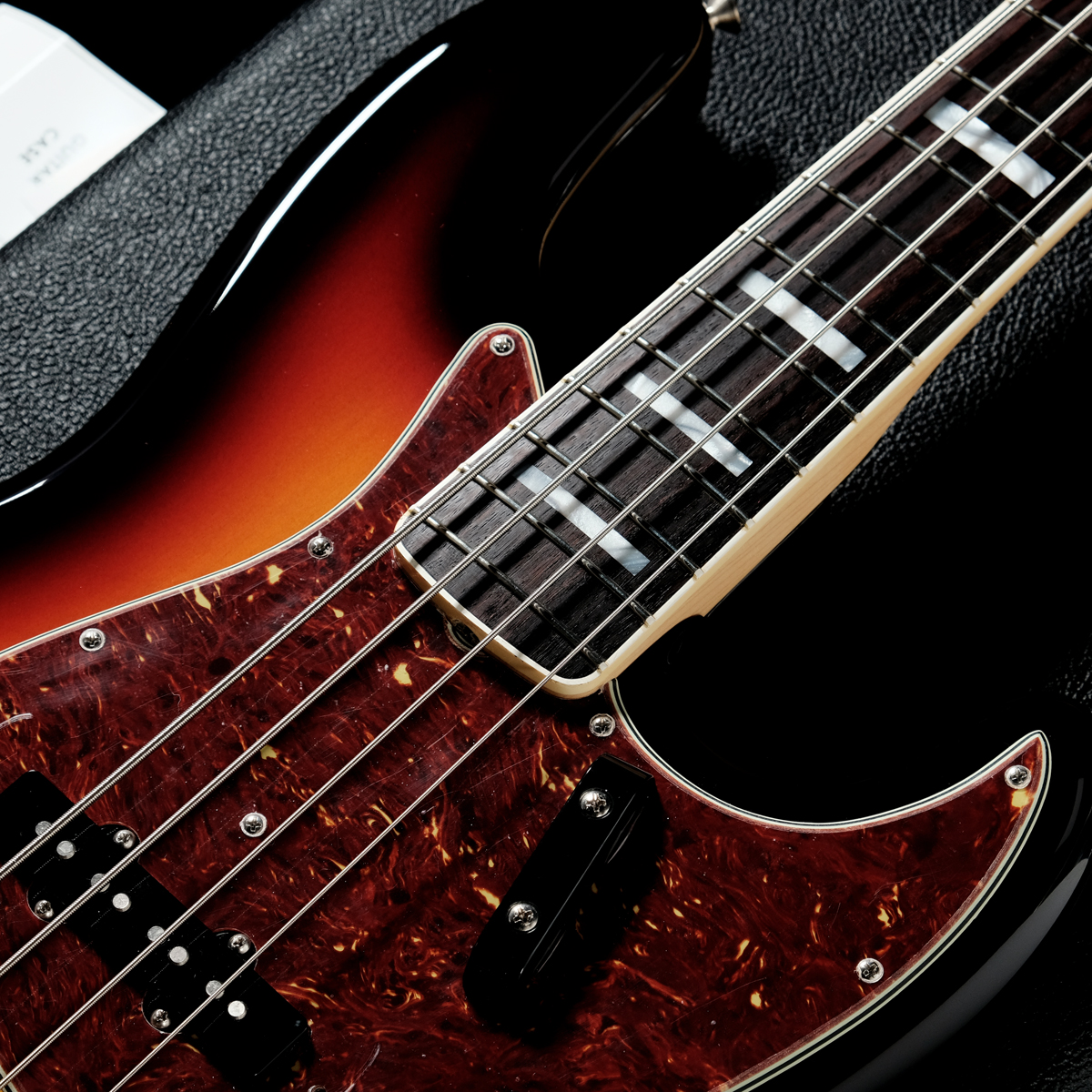 Fender Custom Shop / Custom Built 1966 Jazz Bass NOS 3 Tone