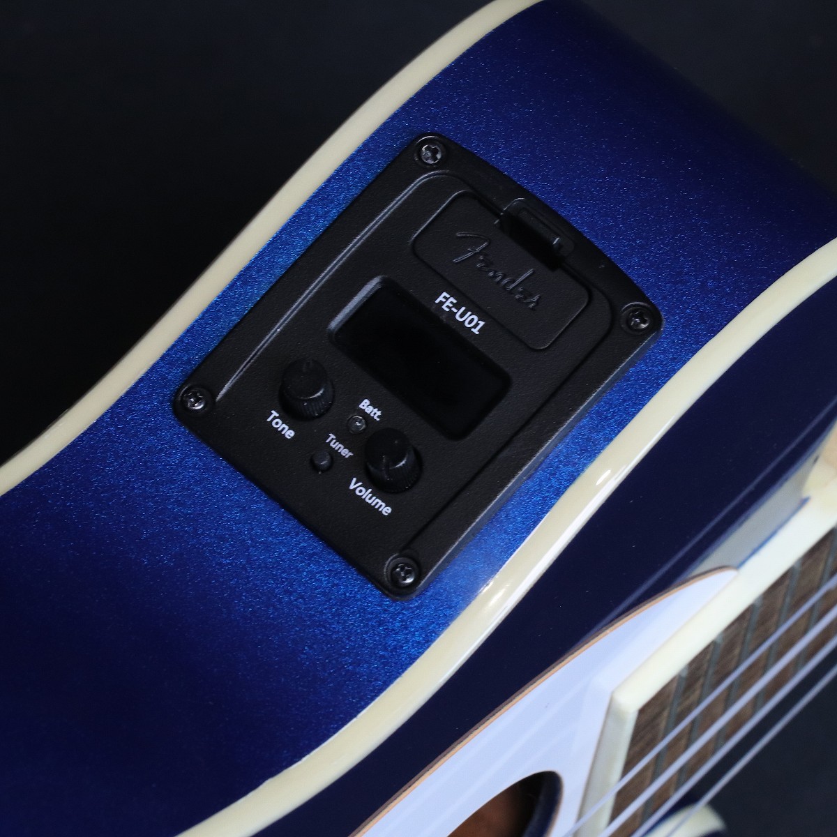 Fender / Fullerton Tele Uke Walnut Fingerboard White