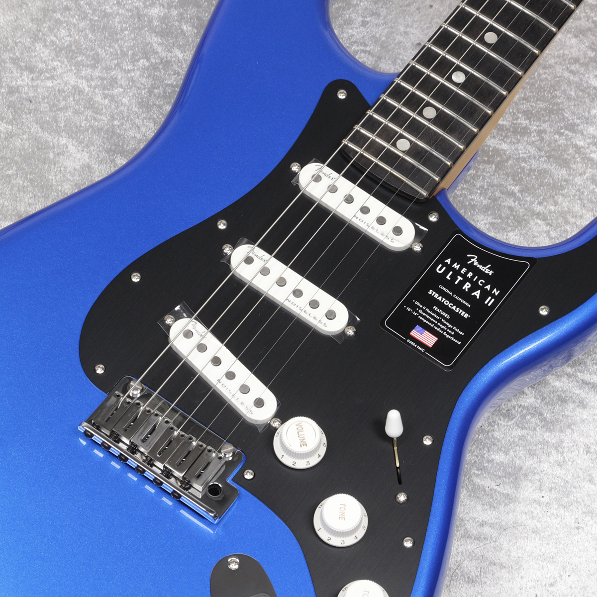 Fender / American Ultra II Stratocaster Ebony Fingerboard