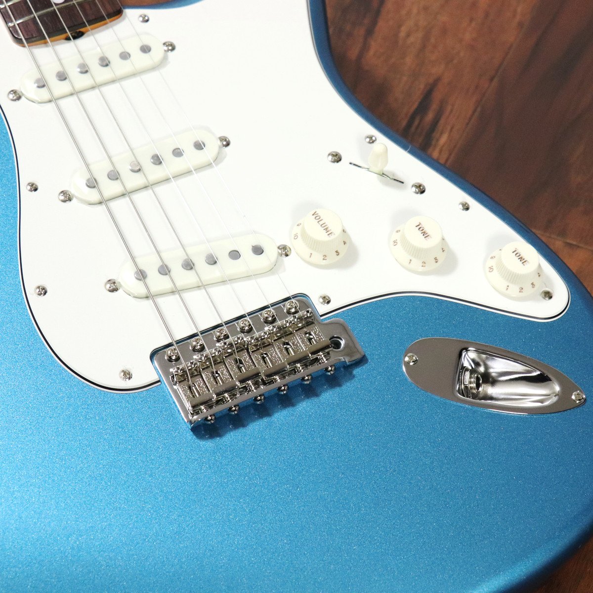 Fender / ISHIBASHI FSR MIJ Traditional Late 60s Stratocaster Fender / ISHIBASHI FSR MIJ Traditional Late 60s Stratocaster