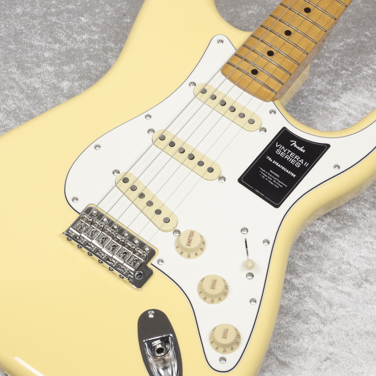 Fender / Vintera II 70s Stratocaster Maple Fingerboard