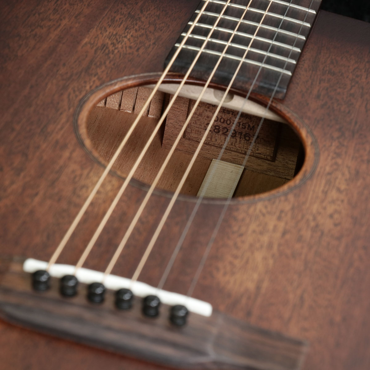 Martin / 15 Series 000-15M StreetMaster USA製 [1.60kg]【S/N
