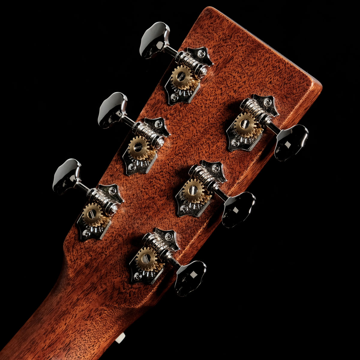 Martin / D-18 SATIN(重量:1.81kg)【S/N:2825198】【渋谷店