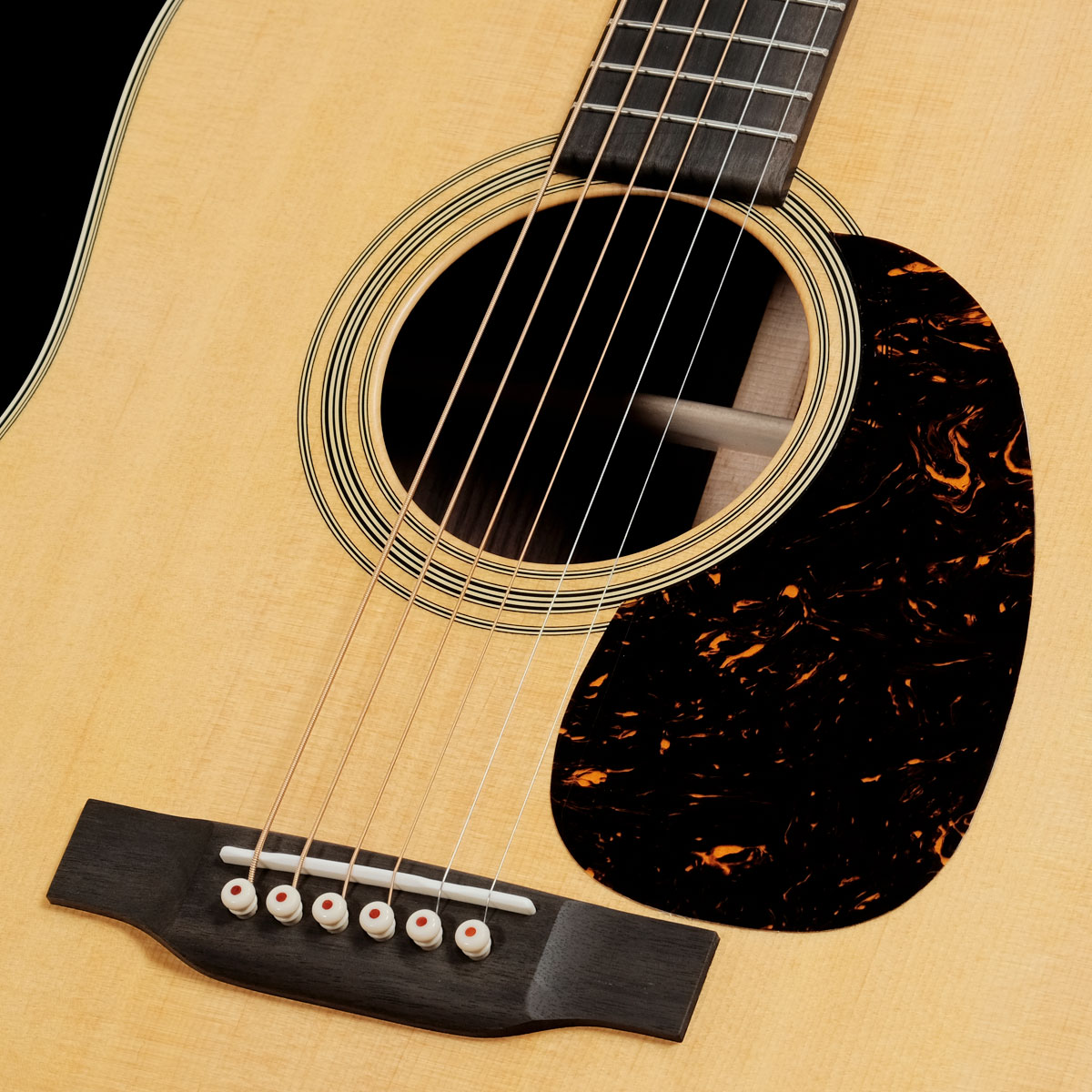 Martin / D-28 SATIN(重量:1.98kg)【S/N:2810441】【渋谷店
