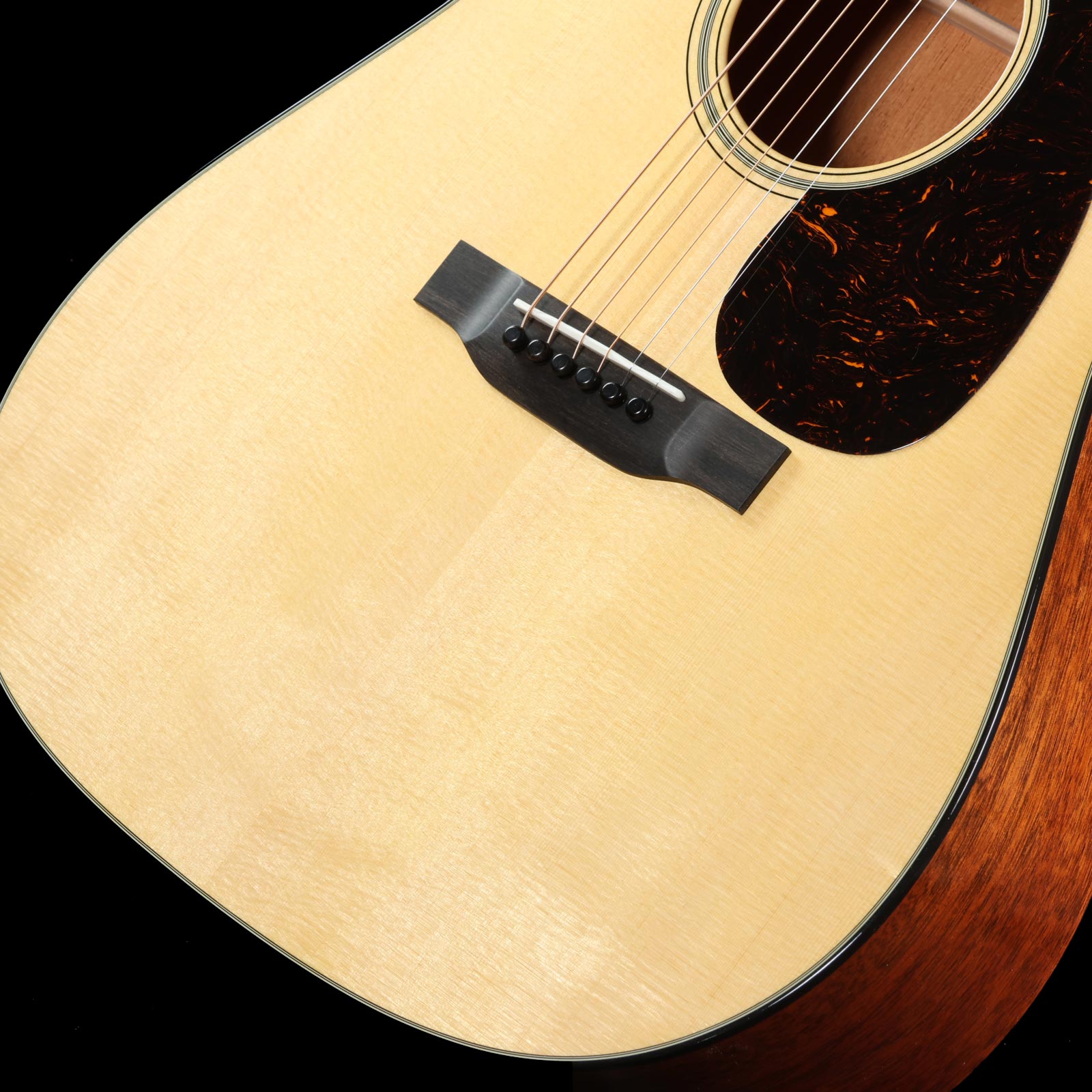 Martin / D-18 Standard 2025年仕様 【S/N：2929350