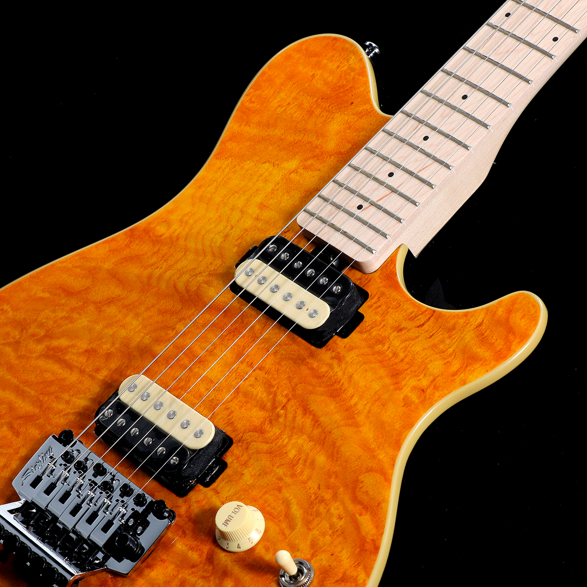 マッサンさん専用 Sterling by Musicman / AX40-TGO-M Trans Gold [限定品](重量