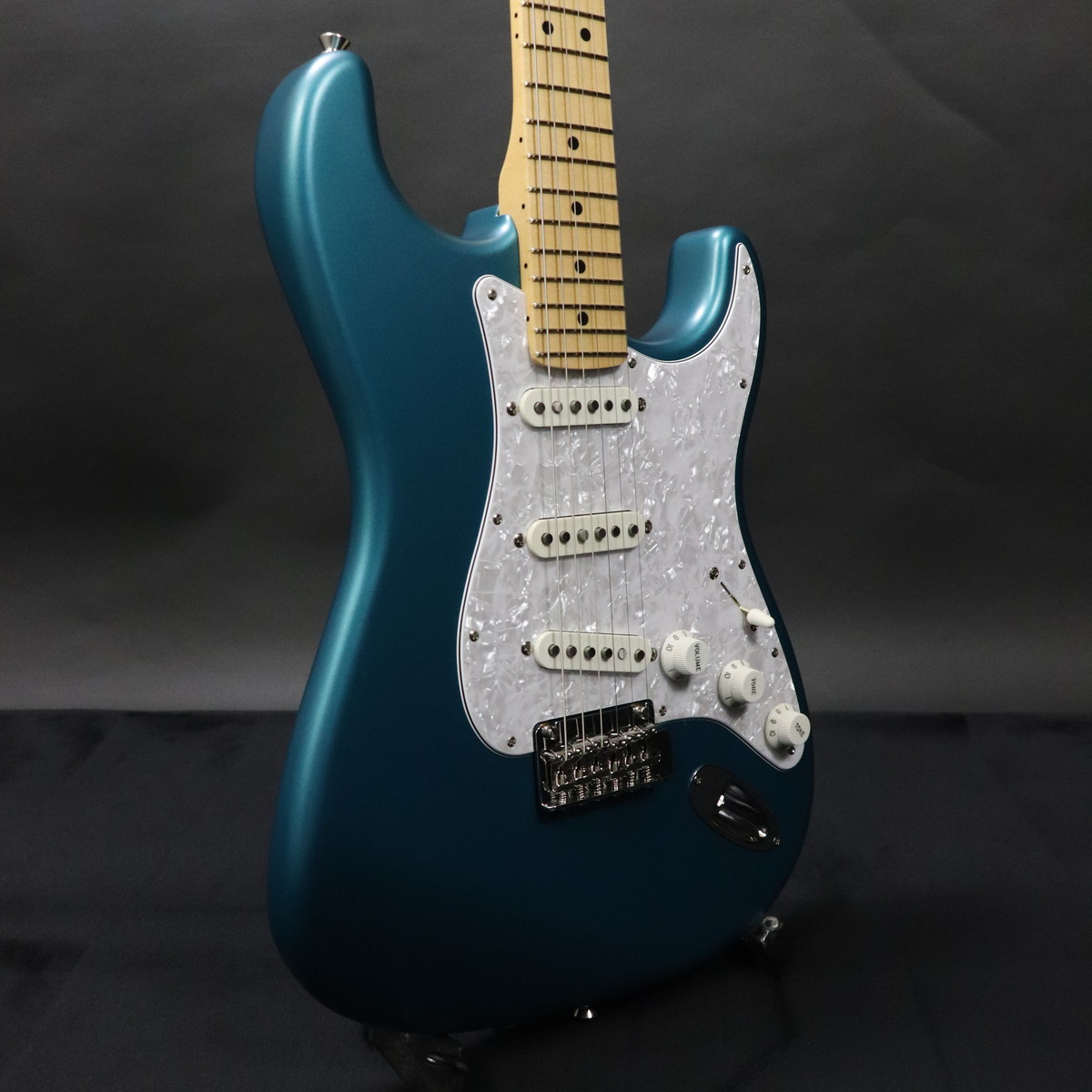 Fender / FSR Collection Hybrid II Stratocaster with Matching