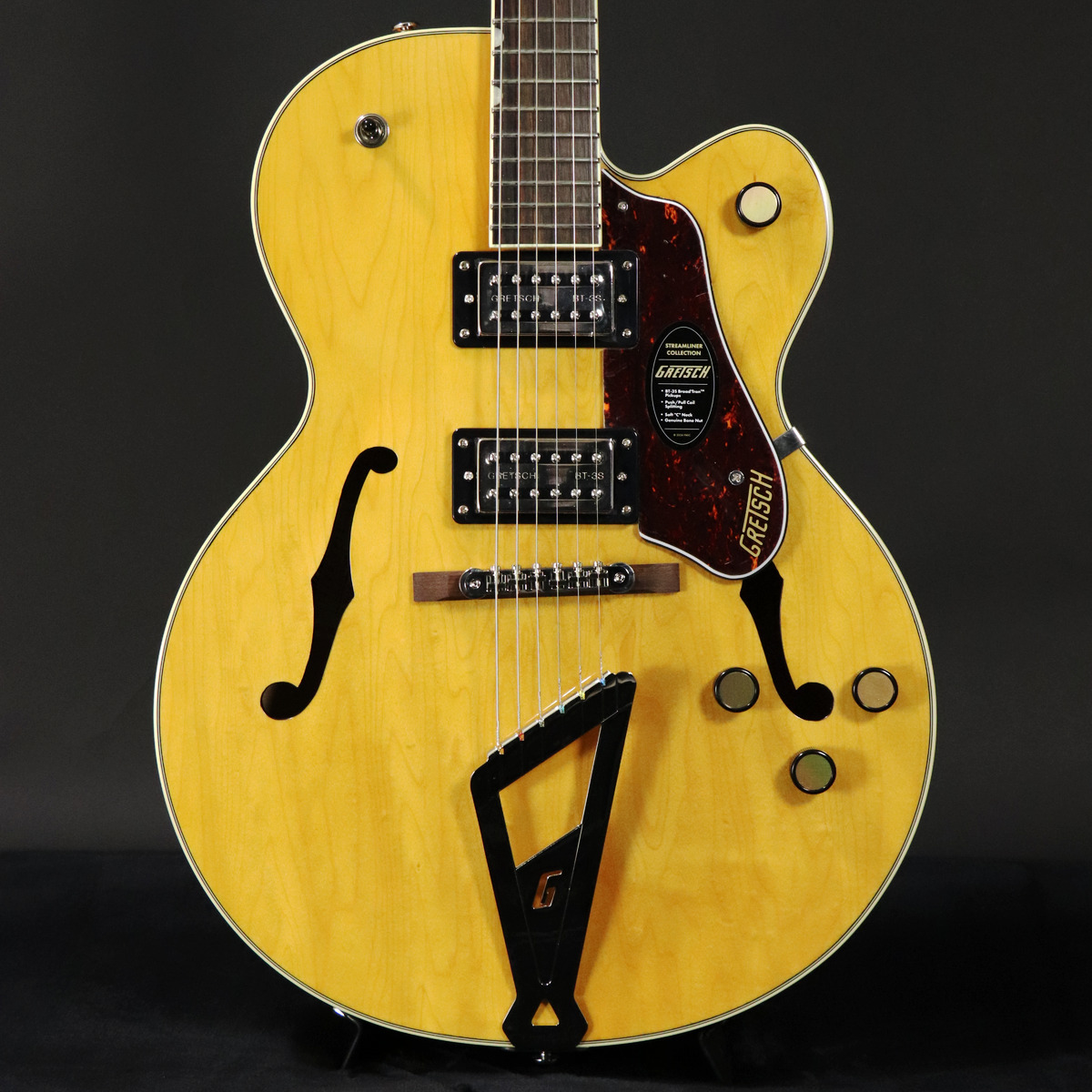 Gretsch / G2420 Streamliner<br />
Hollow Body with Chromatic II<br />
Broad’Tron BT-3S Pickups...