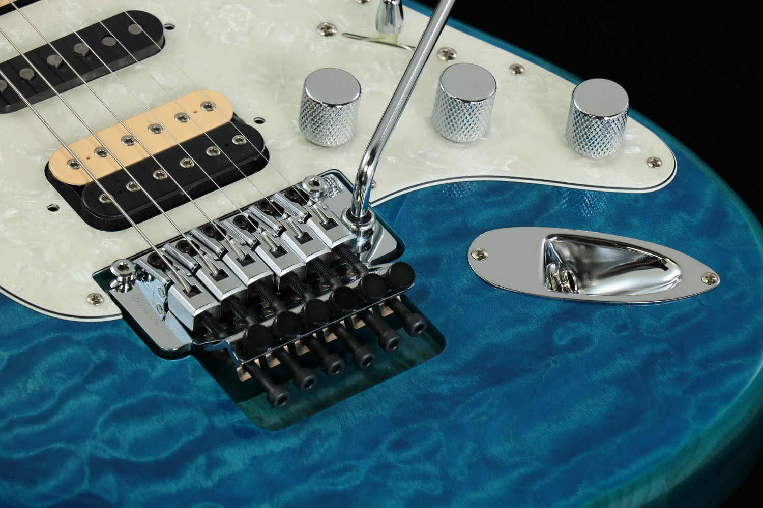 Fender / Michiya Haruhata Stratocaster Caribbean Blue Trans